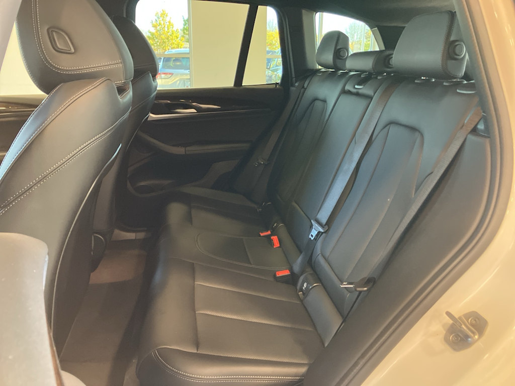 Thumbnail: 2022 BMW X3 - 10