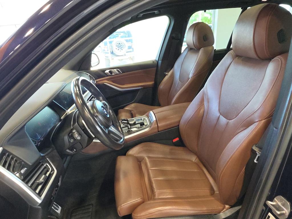 Thumbnail: 2022 BMW X5 - 8
