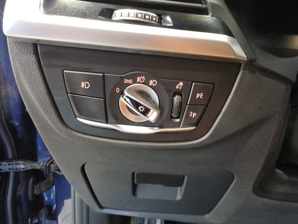 Thumbnail: 2021 BMW X3 - 24