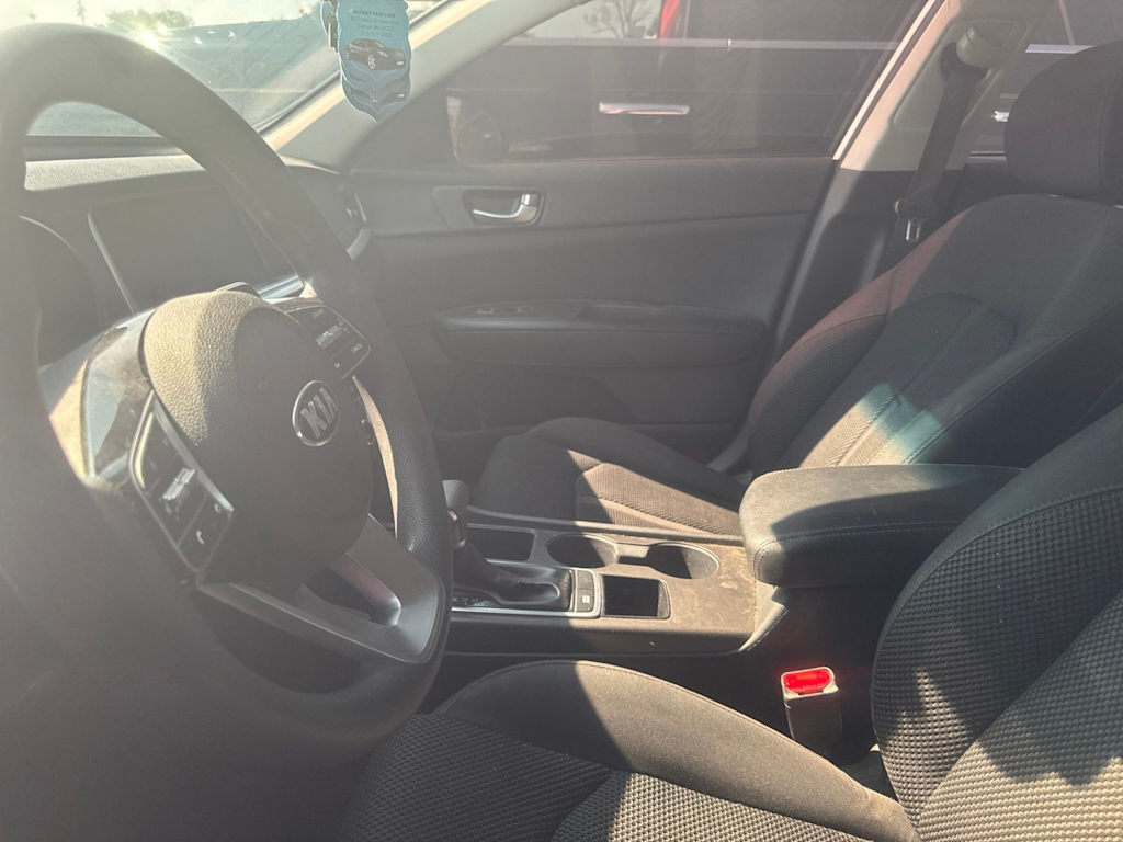 Thumbnail: 2020 Kia Optima - 5