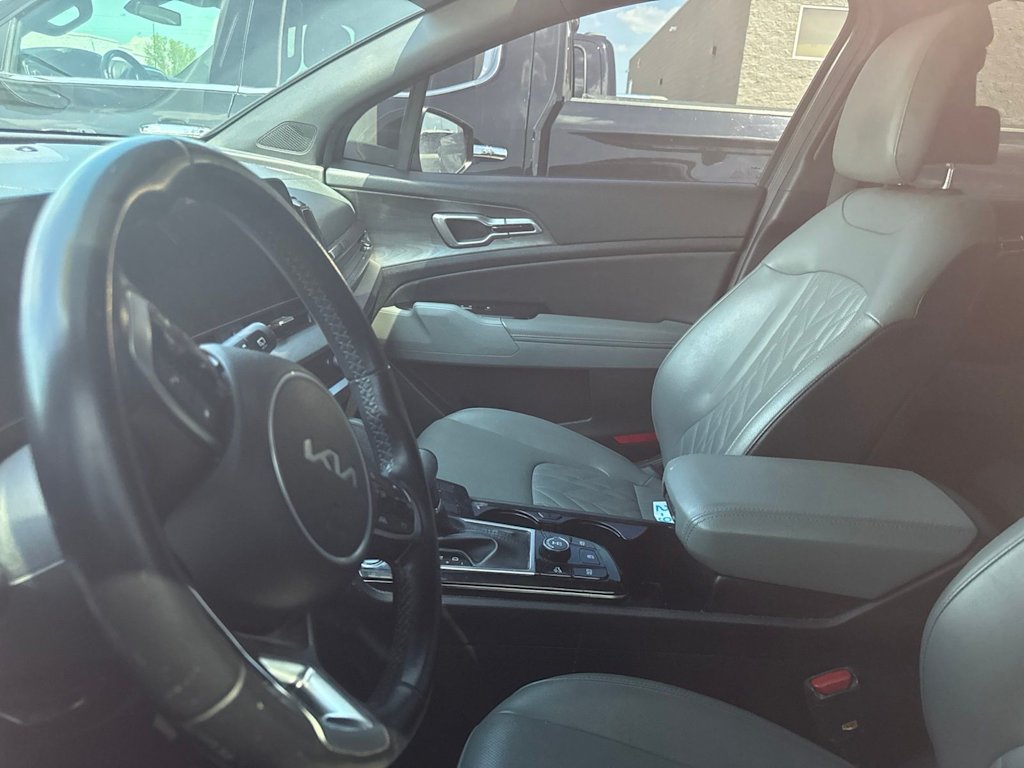Thumbnail: 2023 Kia Sportage - 32