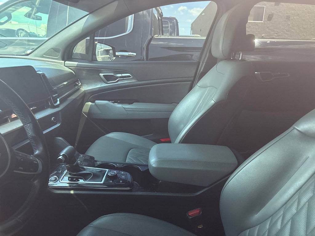 Thumbnail: 2023 Kia Sportage - 6