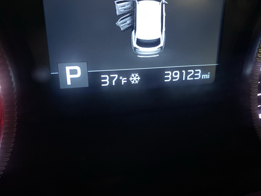 Thumbnail: 2022 Kia Telluride - 32