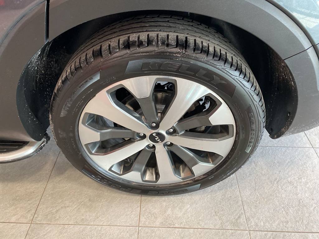 Thumbnail: 2022 Kia Telluride - 8