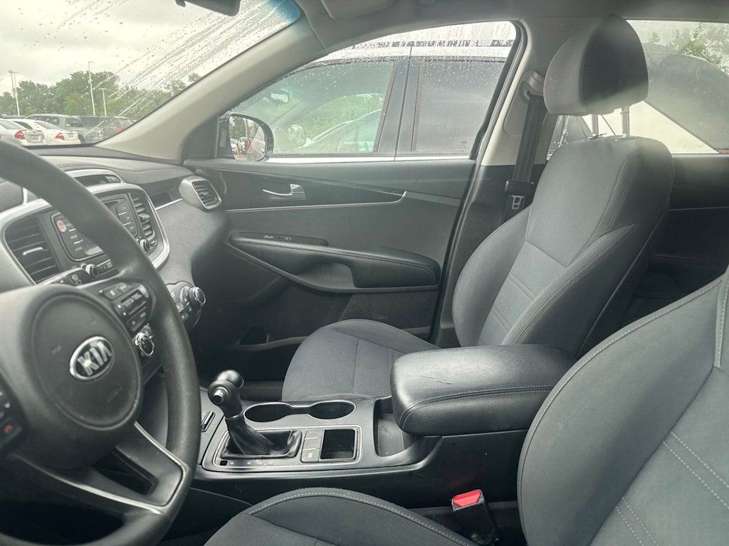 Thumbnail: 2018 Kia Sorento - 5