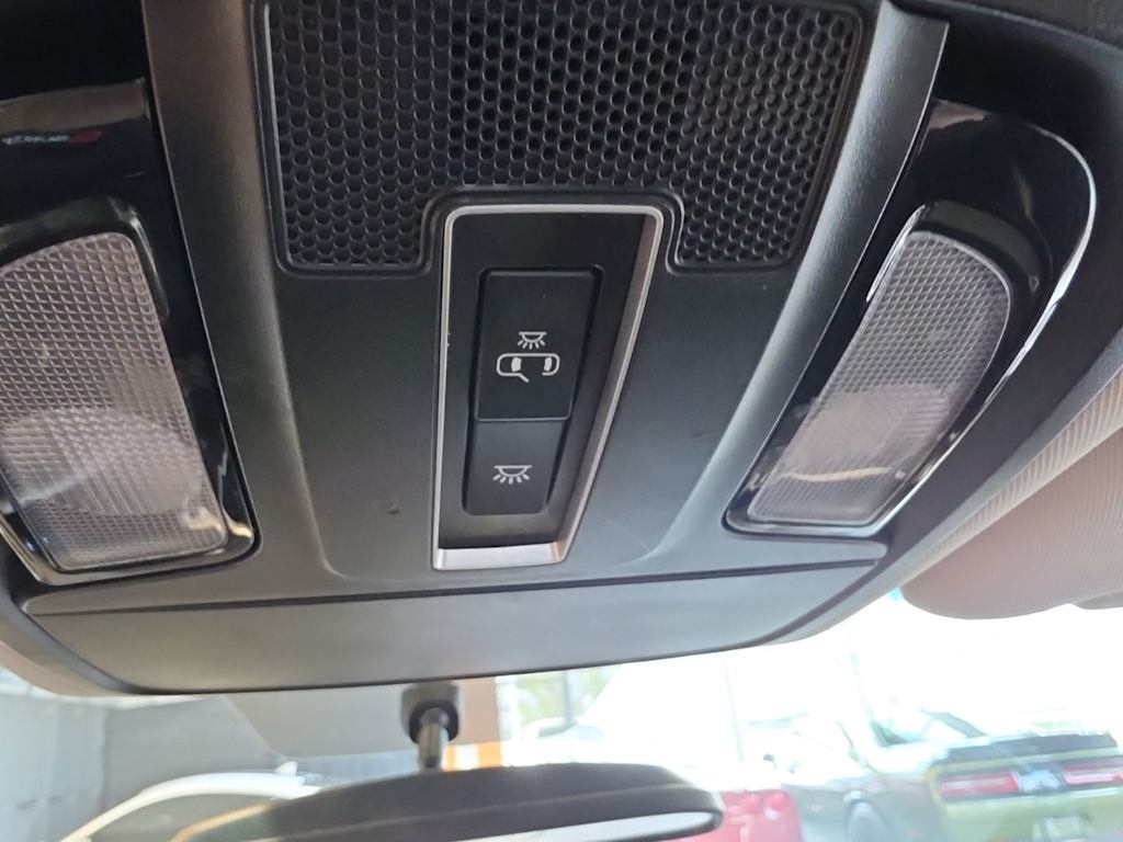 Thumbnail: 2018 Kia Sorento - 30