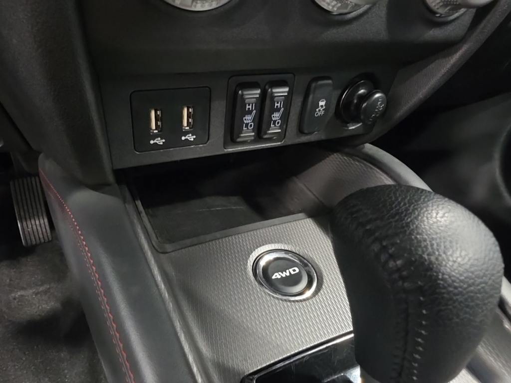 Thumbnail: 2024 Mitsubishi Outlander Sport - 30