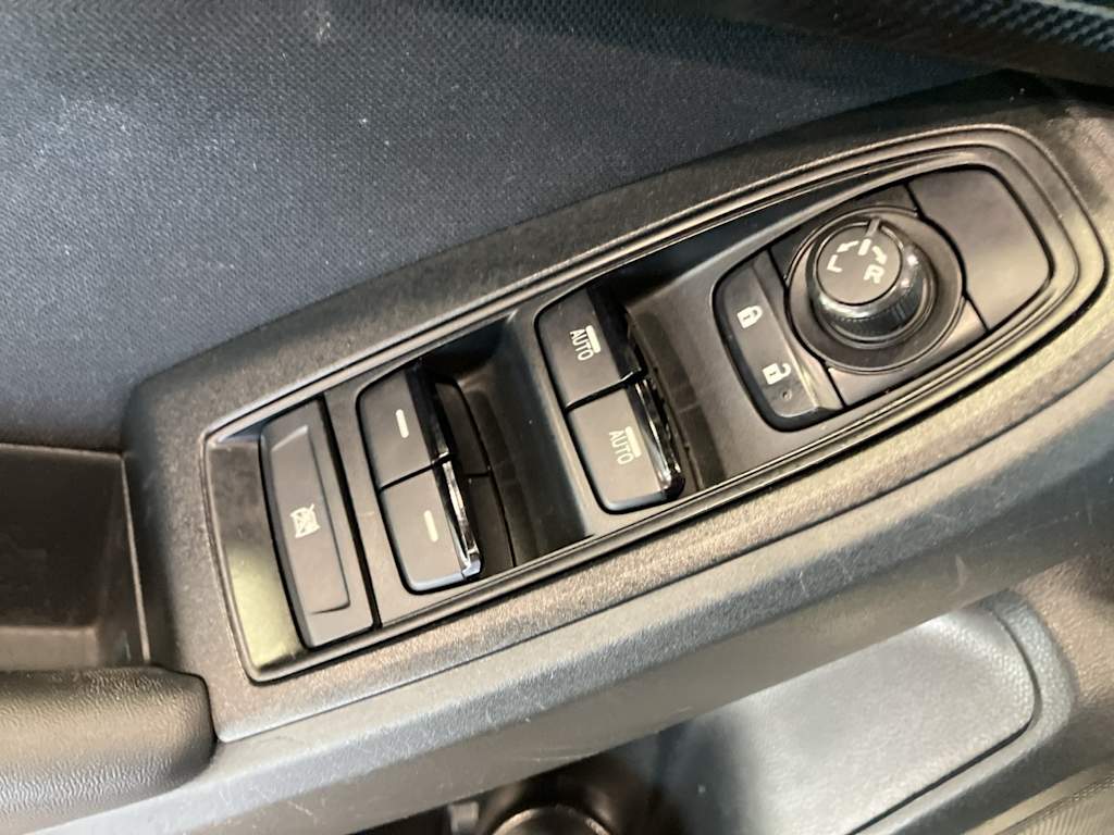 Thumbnail: 2022 Subaru Crosstrek - 20