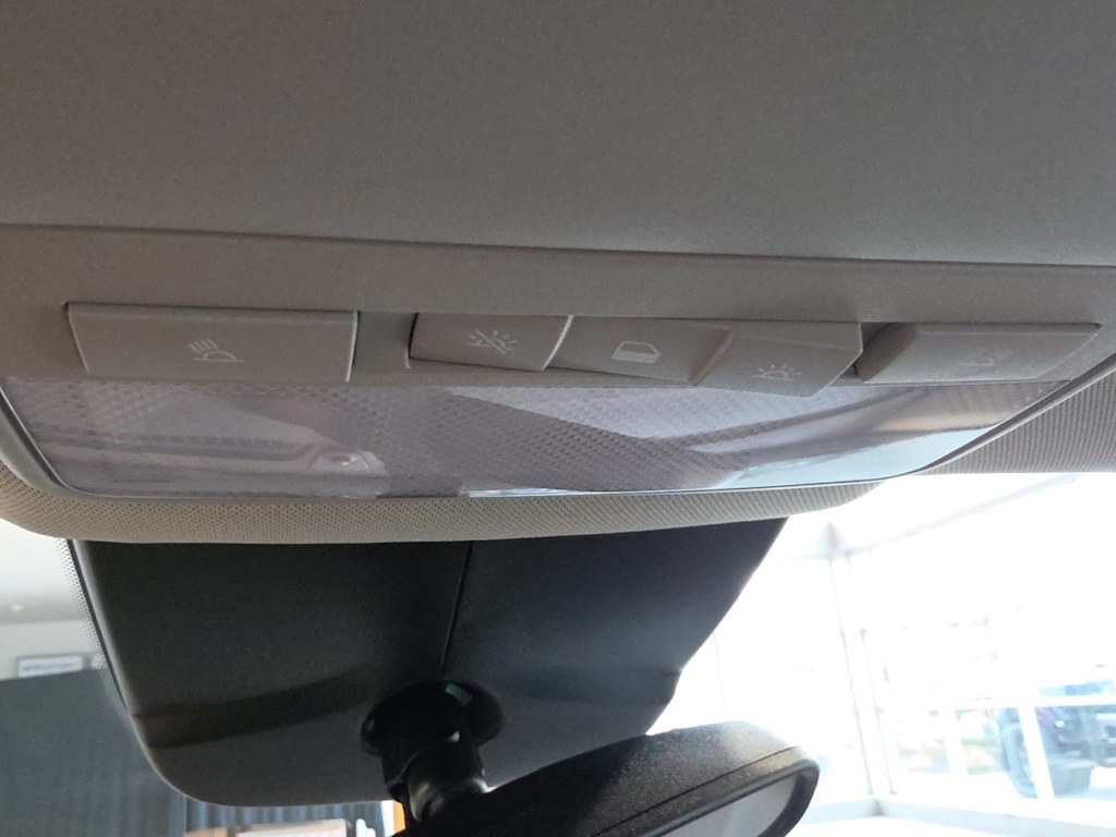 Thumbnail: 2019 Buick Encore - 28