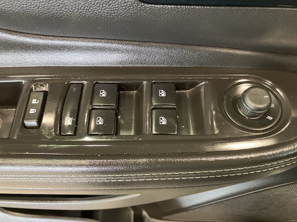 Thumbnail: 2020 Buick Encore - 18