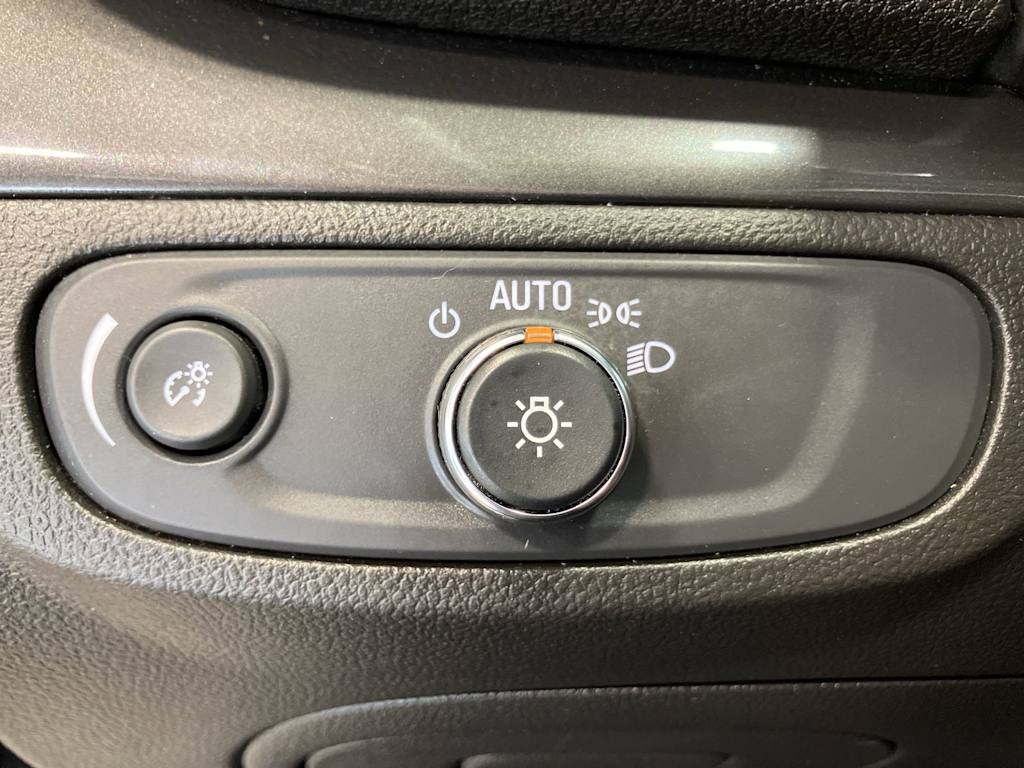 Thumbnail: 2020 Buick Encore - 19