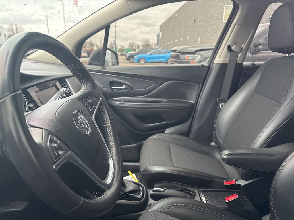 Thumbnail: 2022 Buick Encore - 28