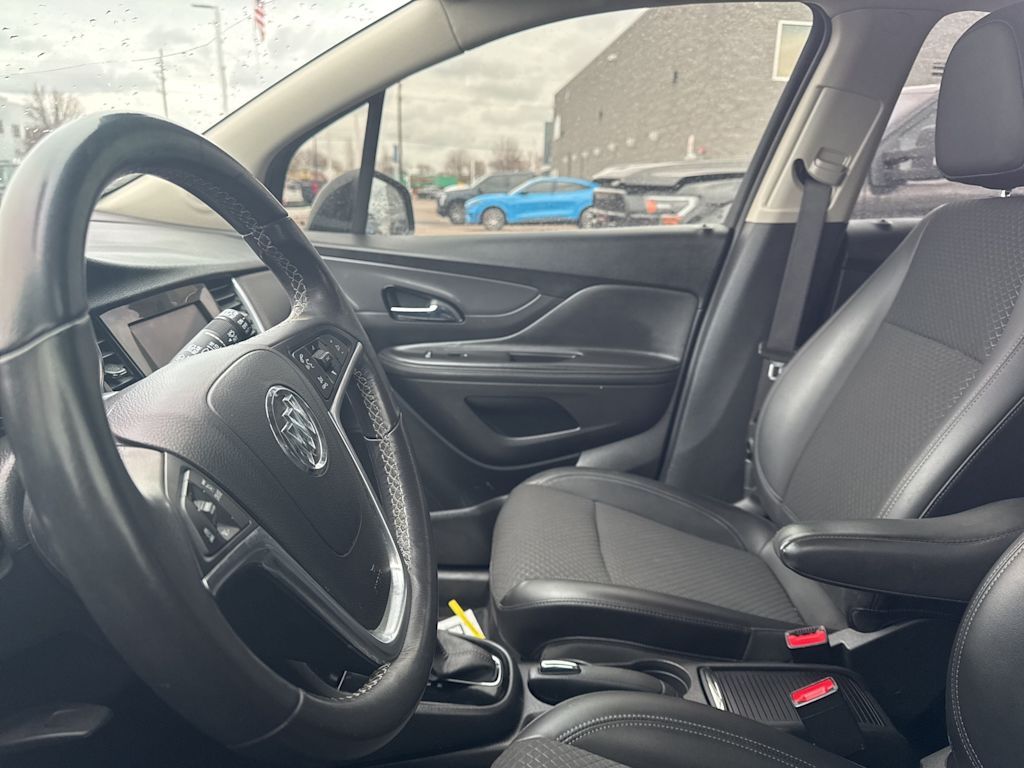 Thumbnail: 2022 Buick Encore - 29