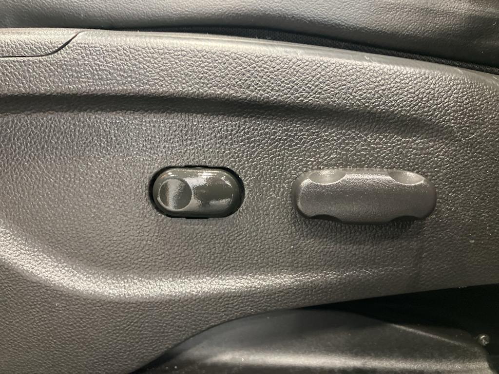 Thumbnail: 2019 Chevrolet Trax - 17