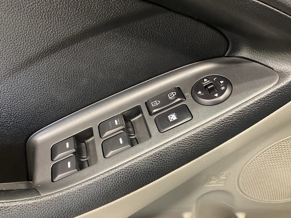 Thumbnail: 2014 Kia Forte - 19