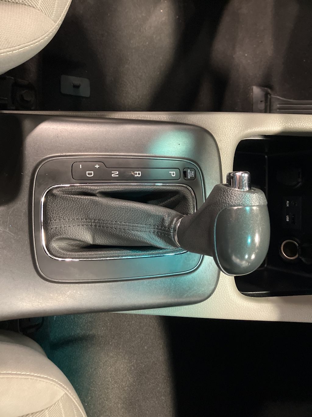 Thumbnail: 2014 Kia Forte - 22