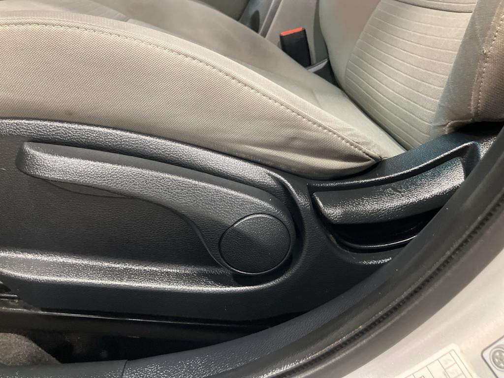 Thumbnail: 2014 Kia Forte - 18