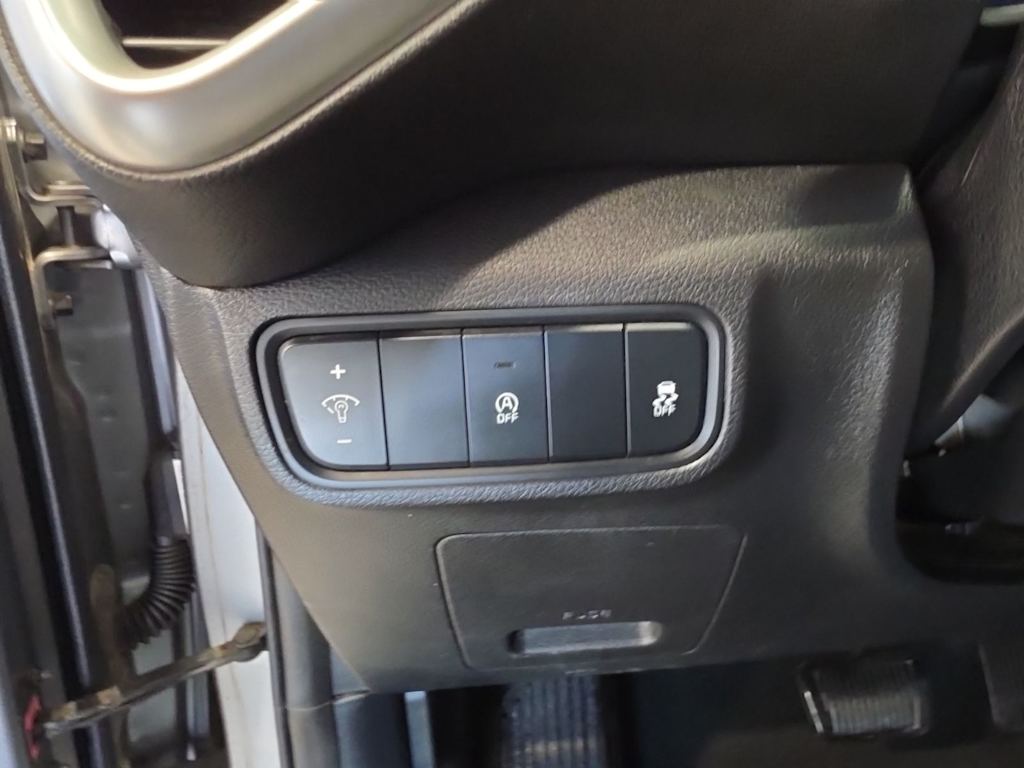 Thumbnail: 2022 Kia Soul - 25