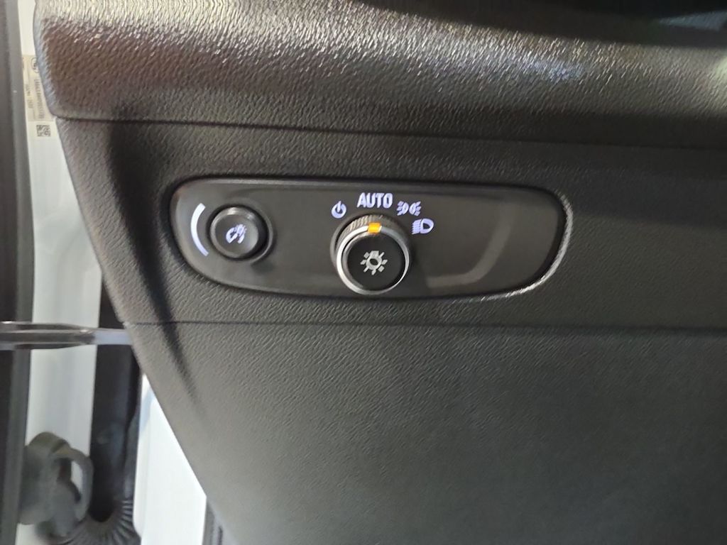 Thumbnail: 2023 Buick Envision - 23
