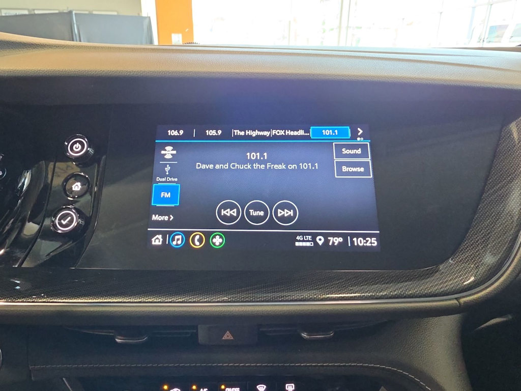 Thumbnail: 2023 Buick Envision - 11