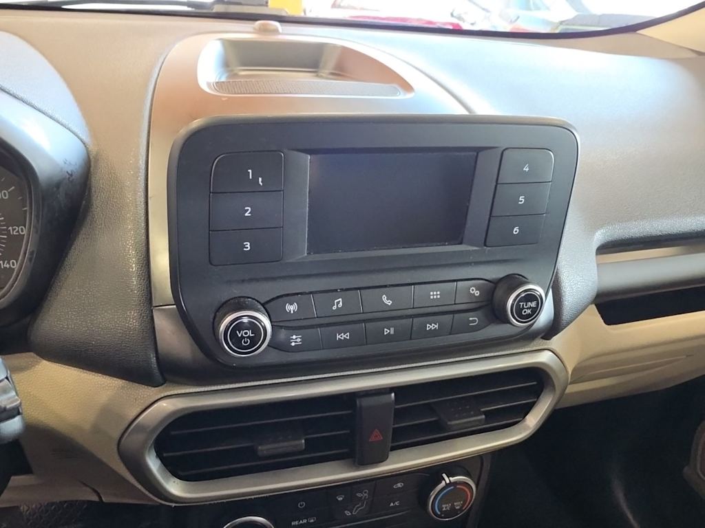 Thumbnail: 2018 Ford EcoSport - 10