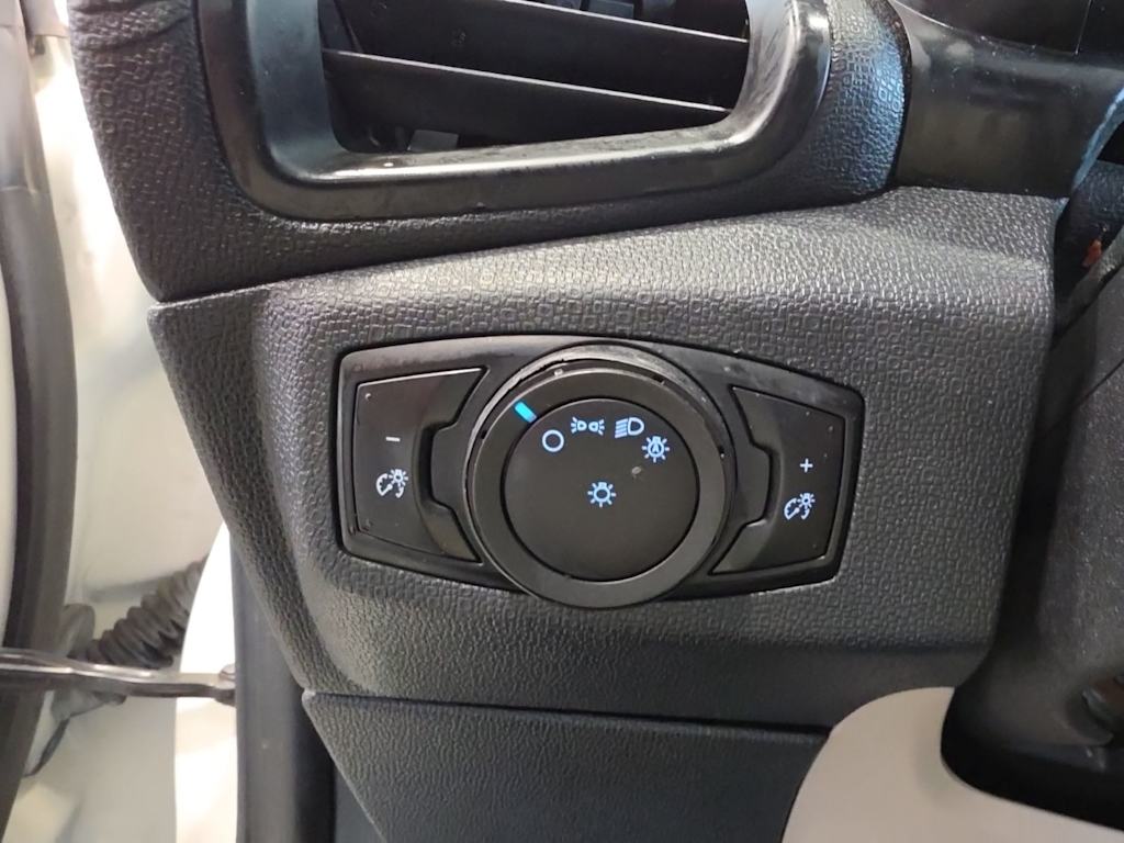 Thumbnail: 2018 Ford EcoSport - 24