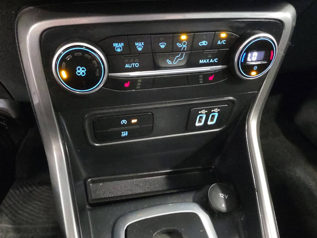 Thumbnail: 2018 Ford EcoSport - 30