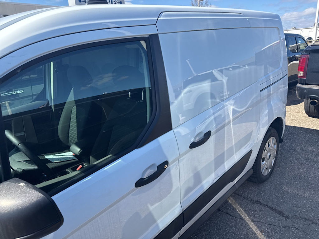 Thumbnail: 2019 Ford Transit Series - 17