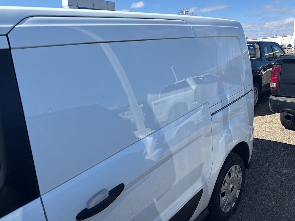 Thumbnail: 2019 Ford Transit Series - 16