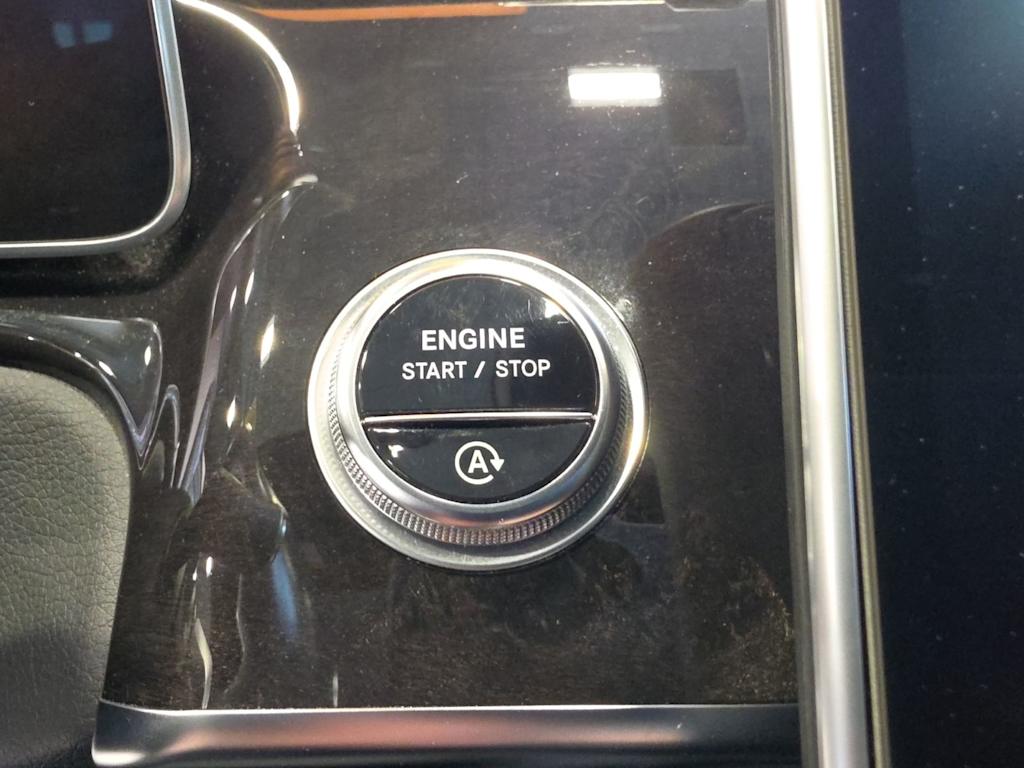 Thumbnail: 2023 Mercedes-Benz S-Class - 29