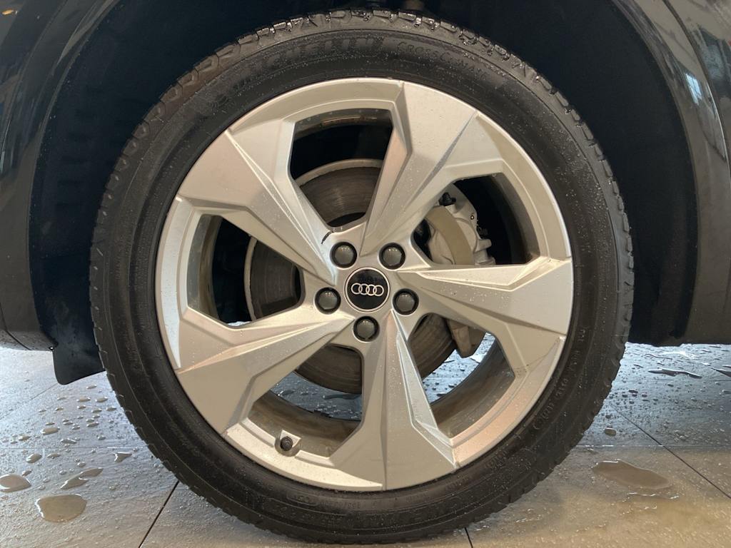 Thumbnail: 2021 Audi Q5 - 8