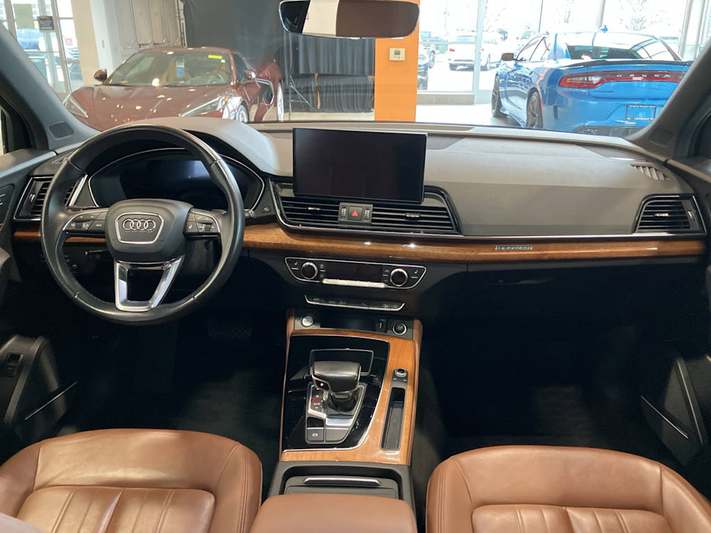 Thumbnail: 2021 Audi Q5 - 3