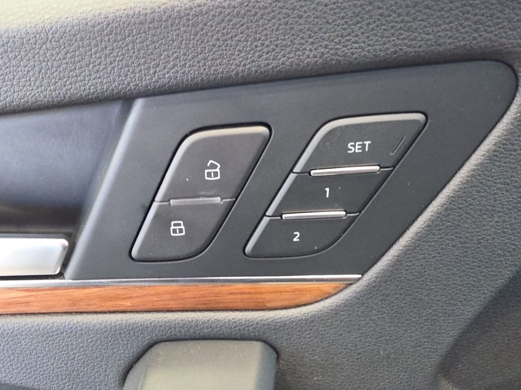 Thumbnail: 2021 Audi Q5 - 25