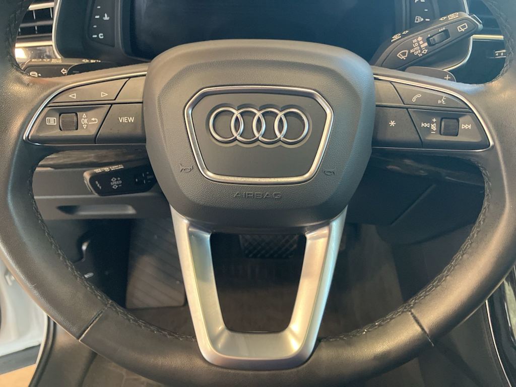 Thumbnail: 2023 Audi Q7 - 24