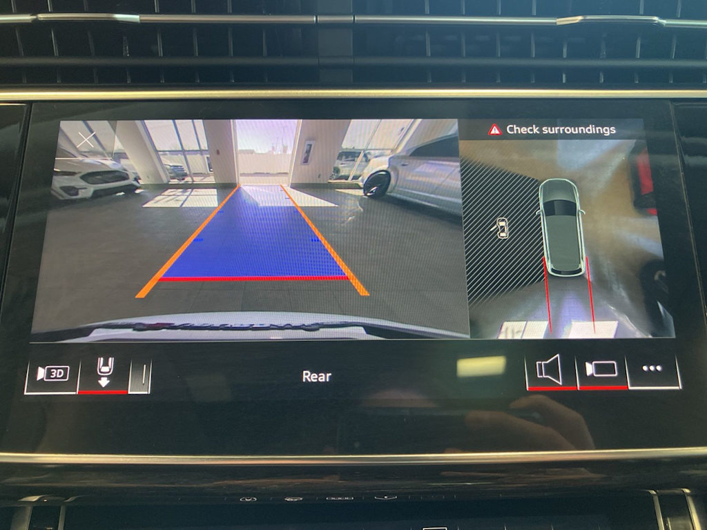 Thumbnail: 2023 Audi Q7 - 26