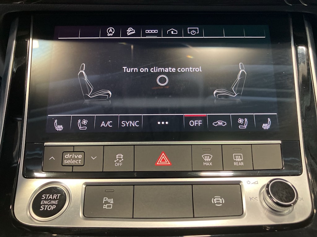 Thumbnail: 2023 Audi Q7 - 12