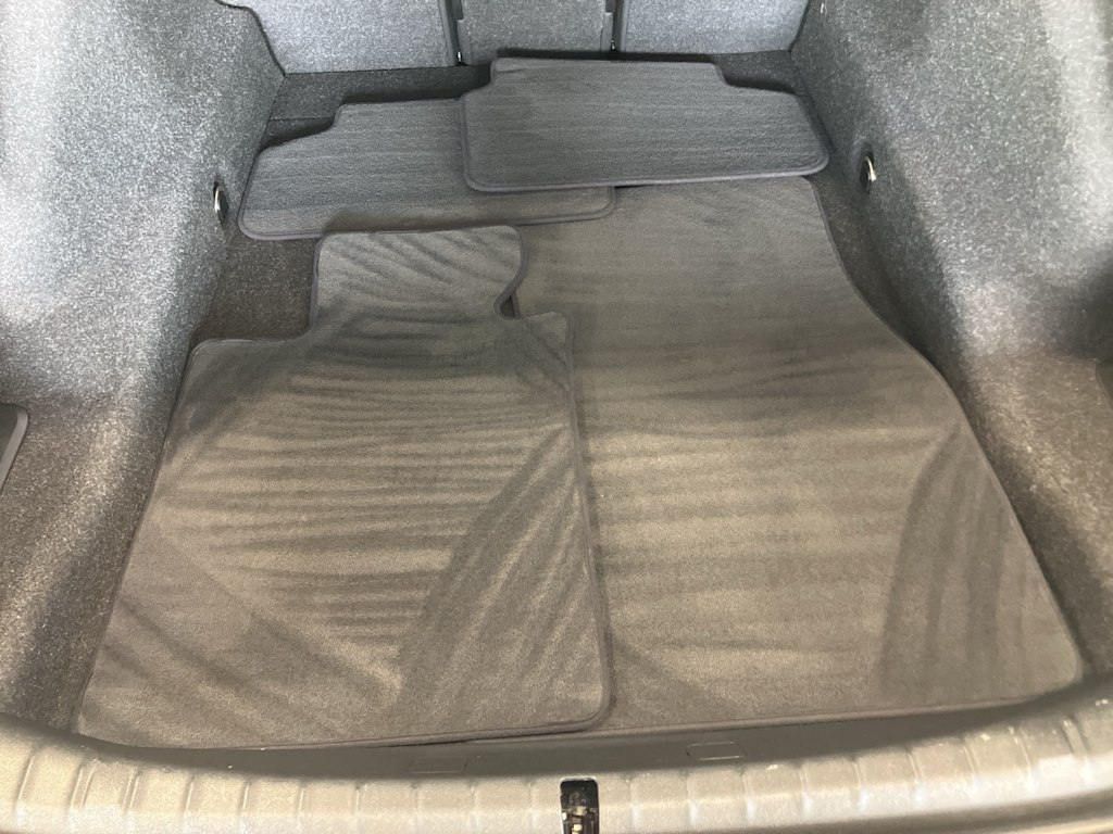 Thumbnail: 2019 BMW 5 Series - 30