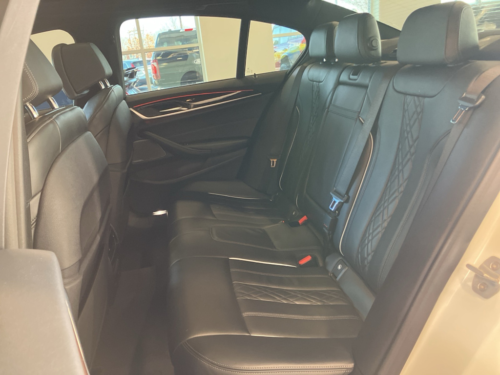 Thumbnail: 2019 BMW 5 Series - 10