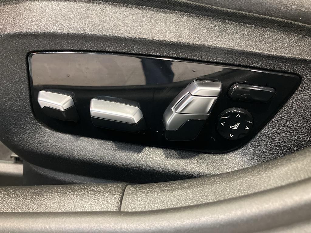 Thumbnail: 2019 BMW 5 Series - 20