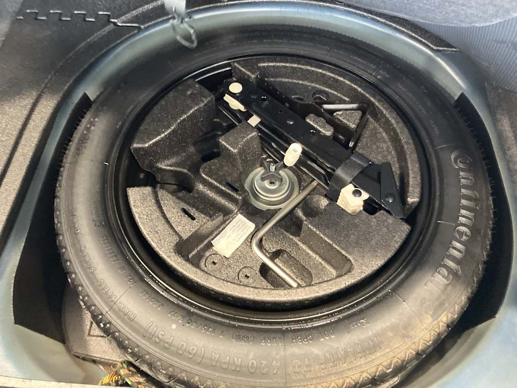 Thumbnail: 2009 BMW 5 Series - 29