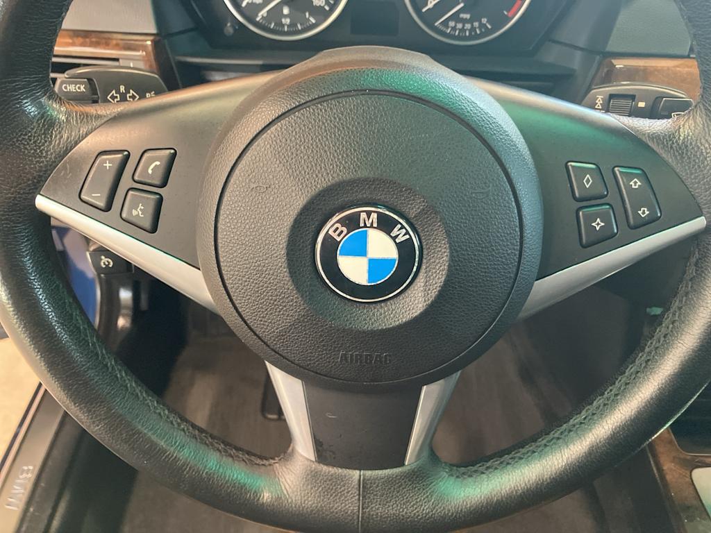 Thumbnail: 2009 BMW 5 Series - 21