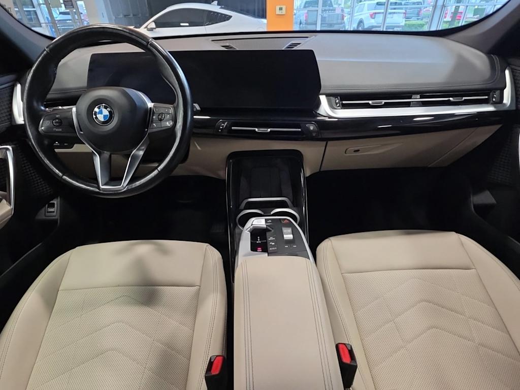 Thumbnail: 2023 BMW X1 - 2