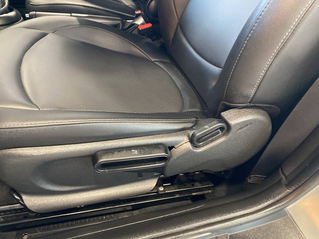 Thumbnail: 2019 MINI Cooper - 20