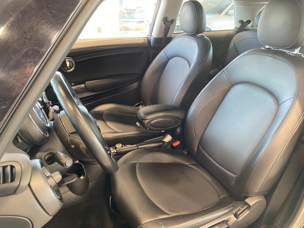 Thumbnail: 2019 MINI Cooper - 10