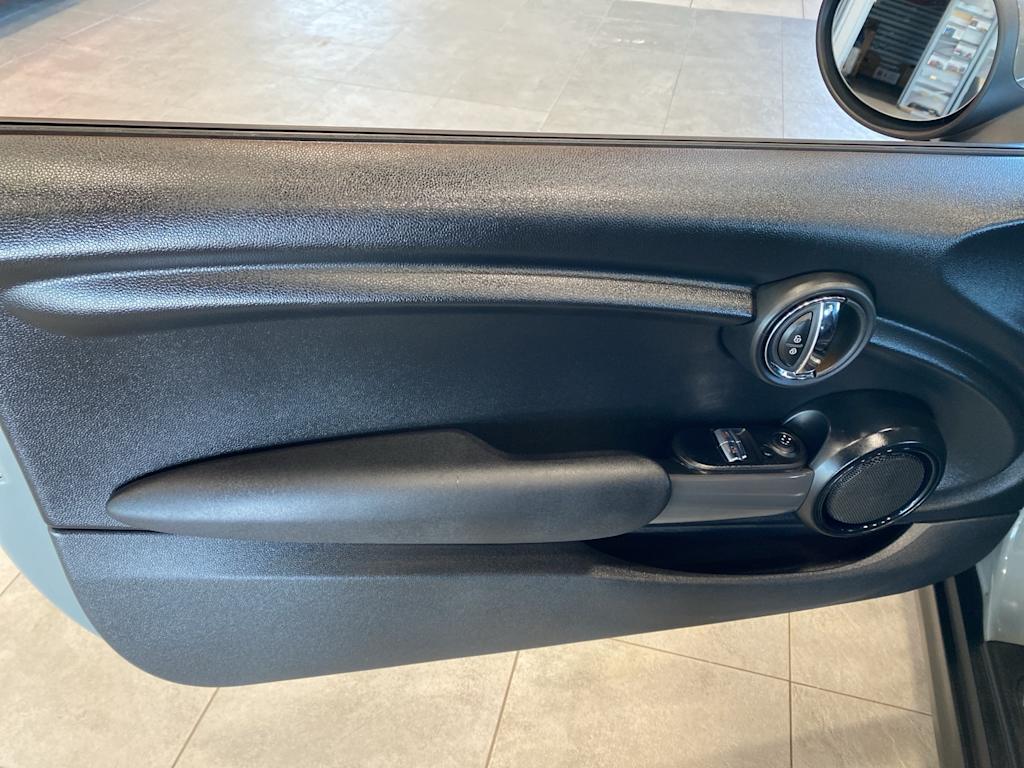 Thumbnail: 2019 MINI Cooper - 21