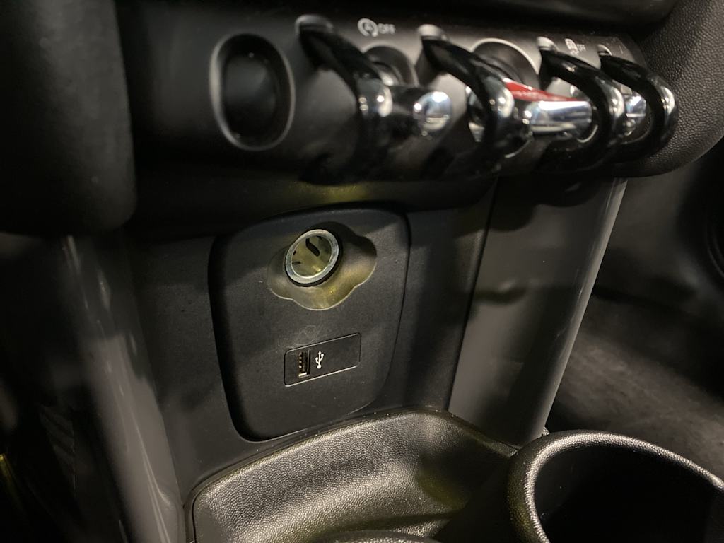 Thumbnail: 2019 MINI Cooper - 27