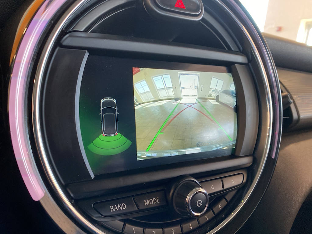 Thumbnail: 2019 MINI Cooper - 26