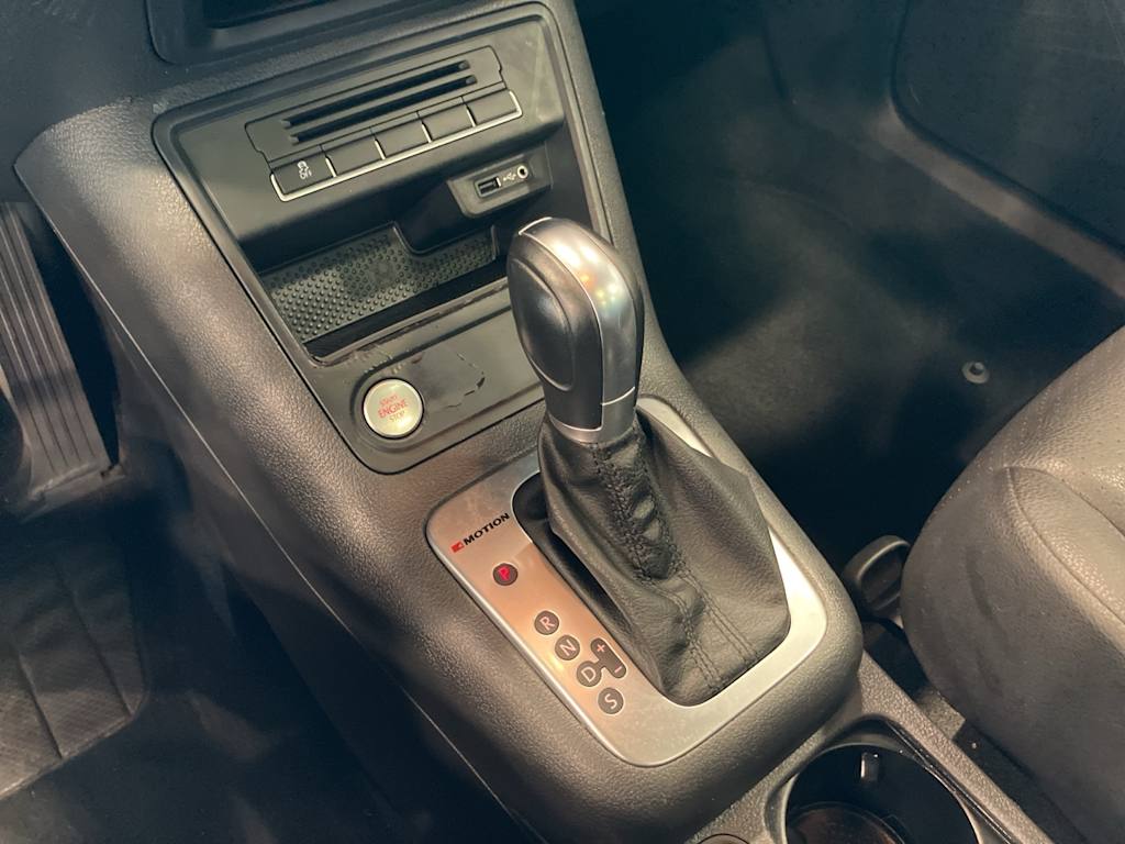 Thumbnail: 2016 Volkswagen Tiguan - 23