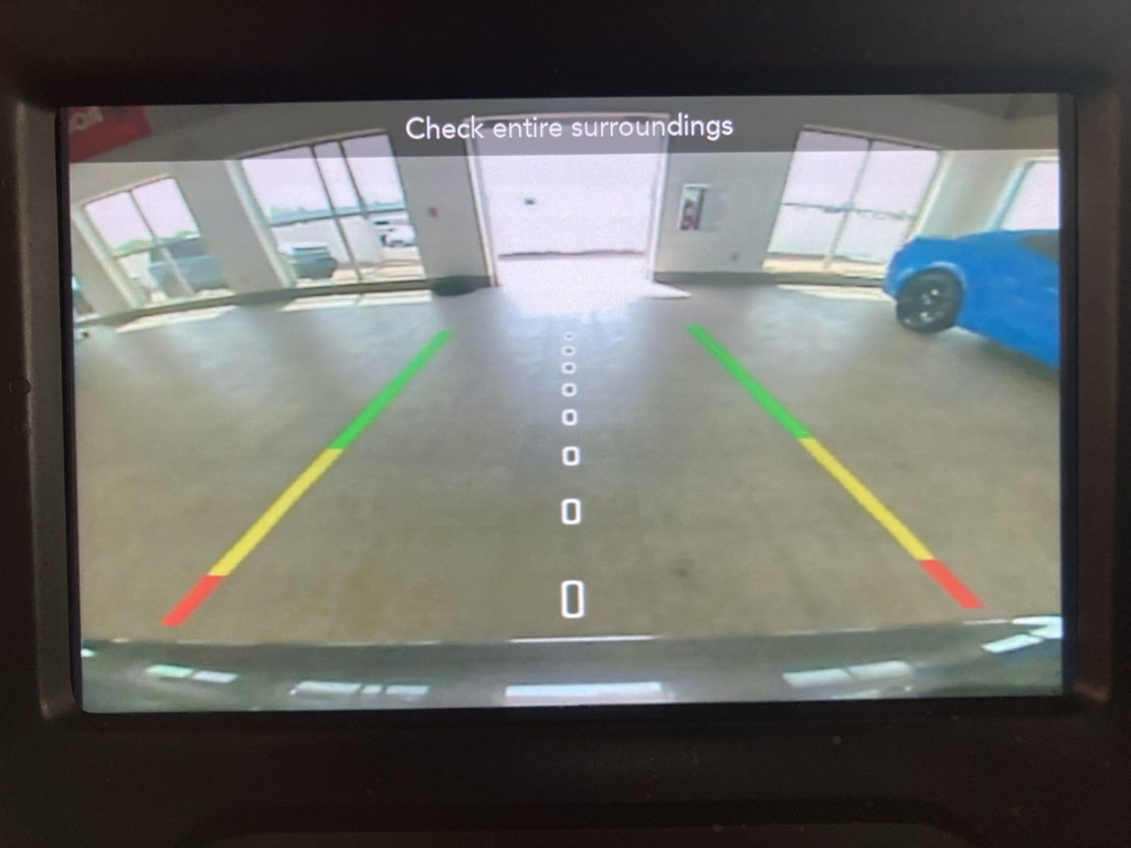 Thumbnail: 2020 Jeep Renegade - 25