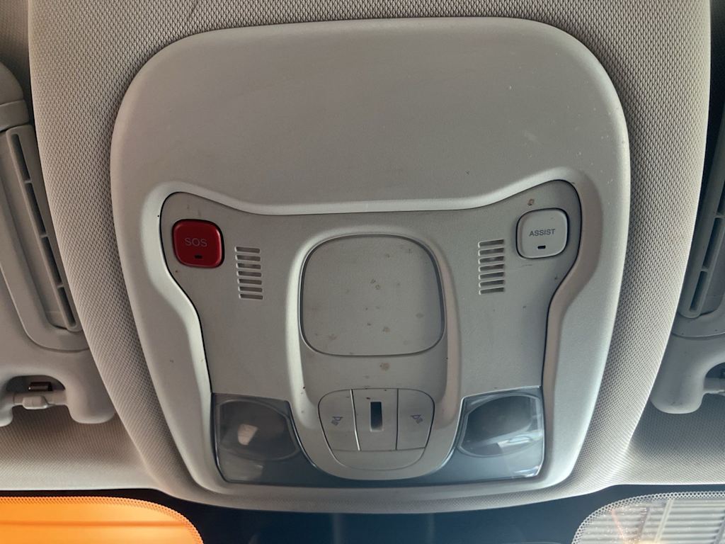 Thumbnail: 2020 Jeep Renegade - 26